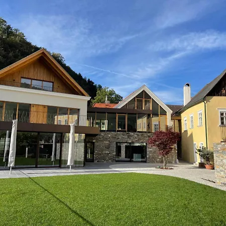 Weingut Fj Gritsch Mauritiushof Apartments Spitz an der Donau Exterior foto